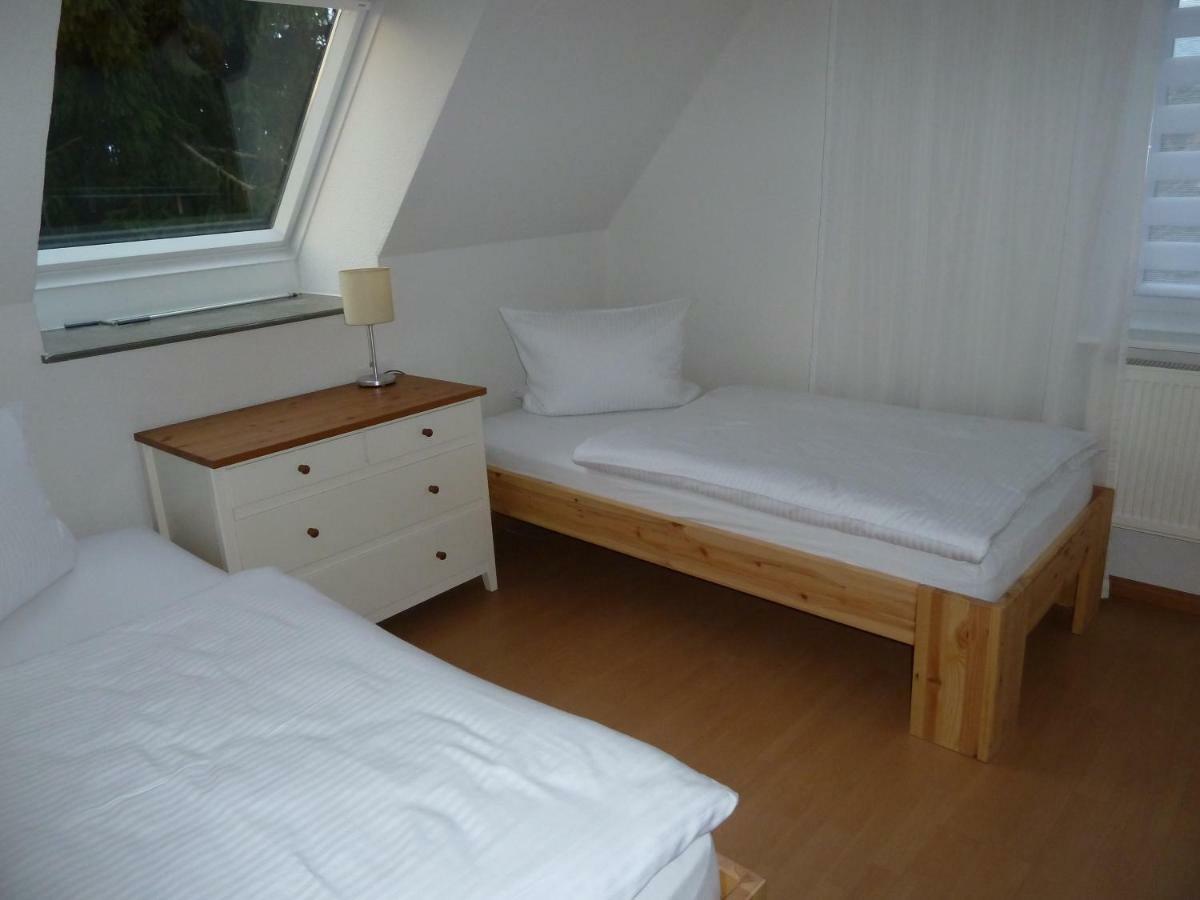 Helle 70 Qm Ferienwohnung Mit Herrlichem Blick 坦英根 外观 照片