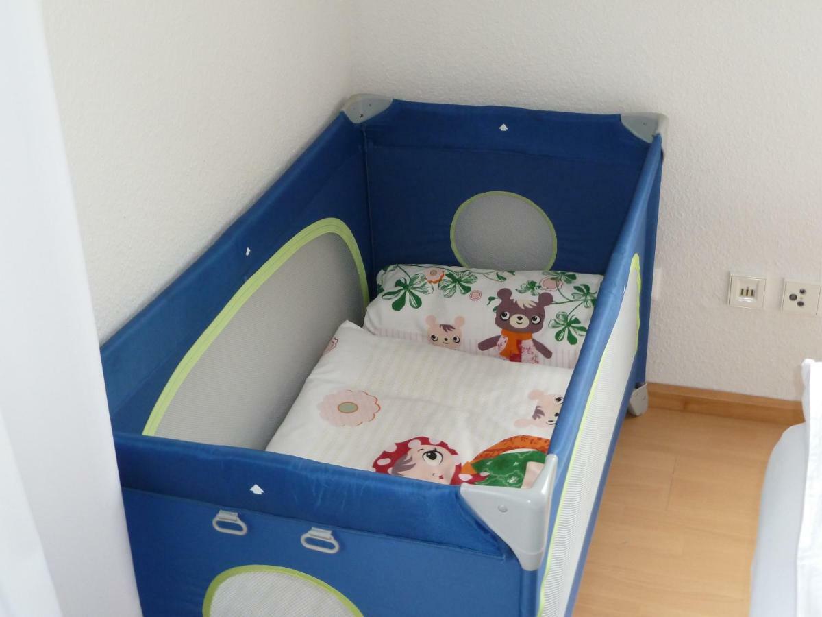 Helle 70 Qm Ferienwohnung Mit Herrlichem Blick 坦英根 外观 照片